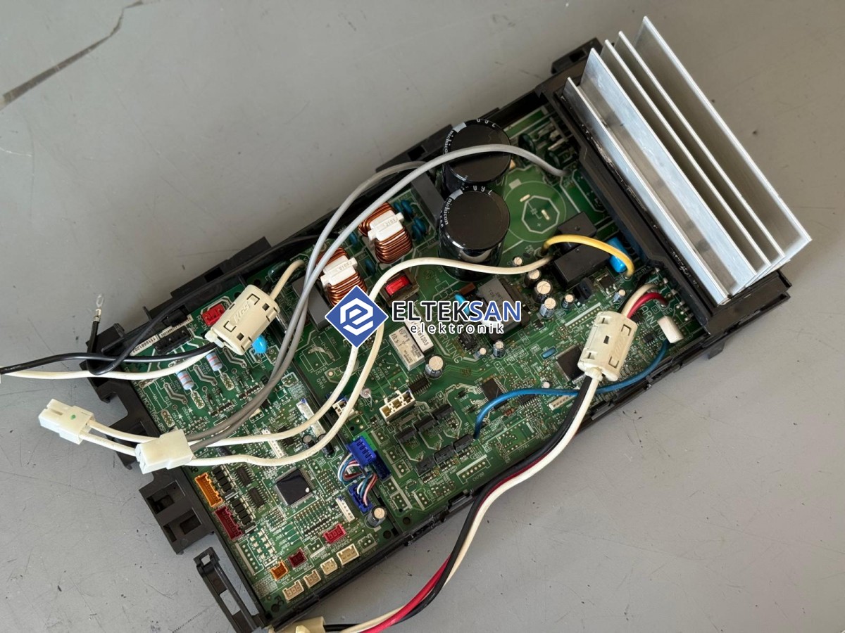 Elteksan -TOSHİBA MCC-1645 Klima Kartı Tamiri